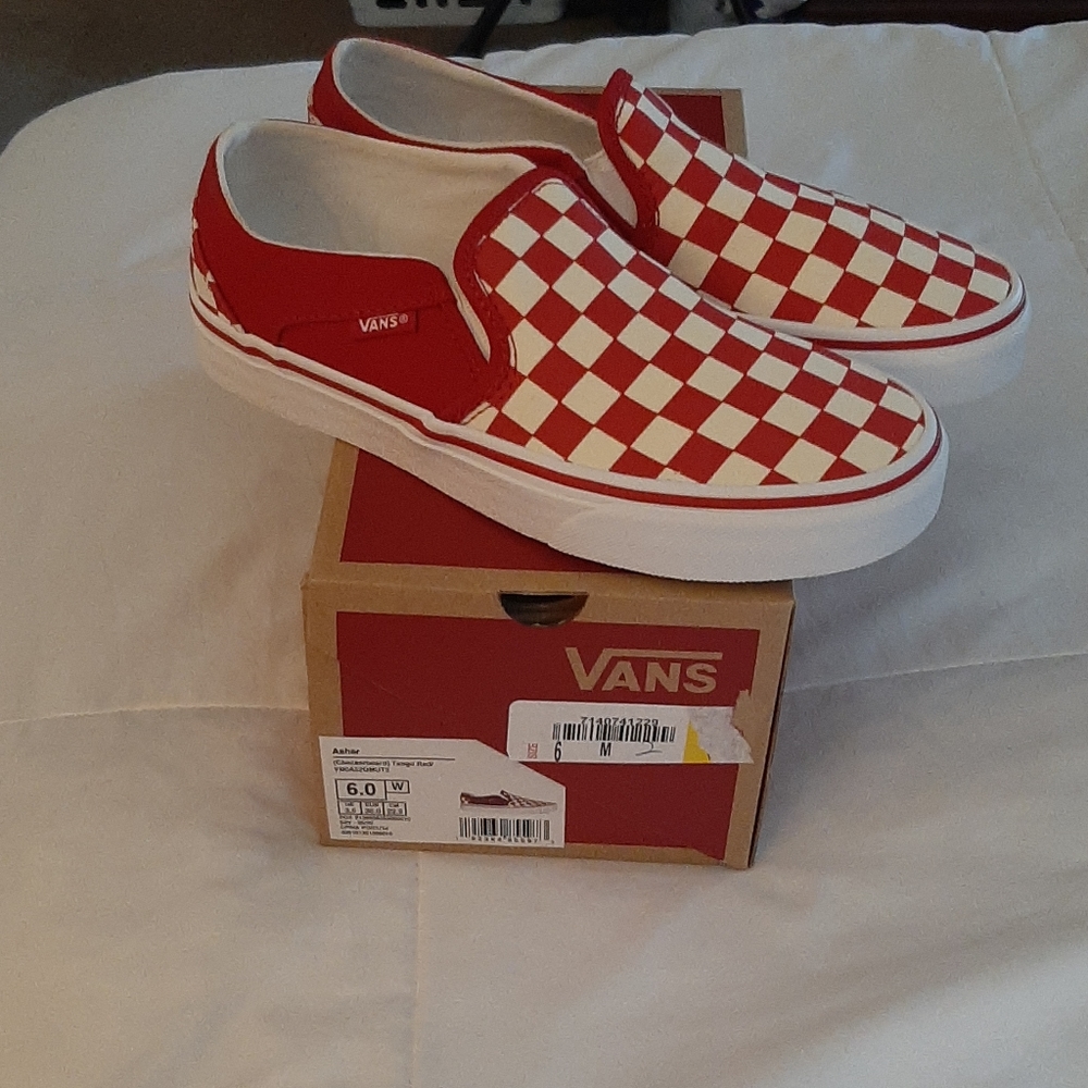 Shoes - Picture 3 of 5